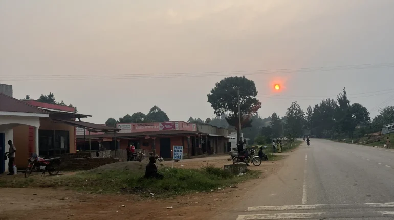 Fort Portal: donde la belleza natural contrasta con los retos sociales